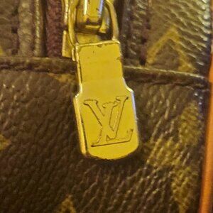 Louis Vuitton Crossbody Bag